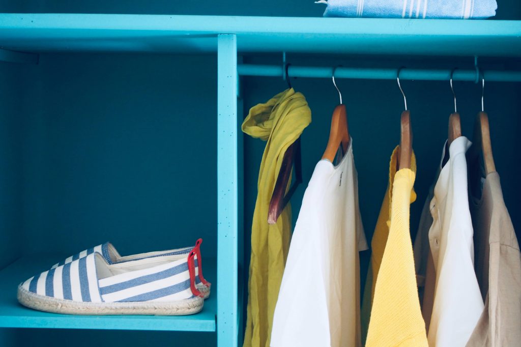 How to Organize Your Closet