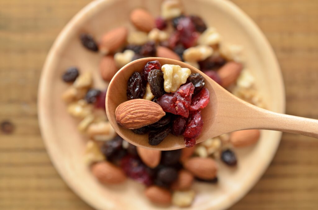 Ngũ cốc trái cây sấy khô