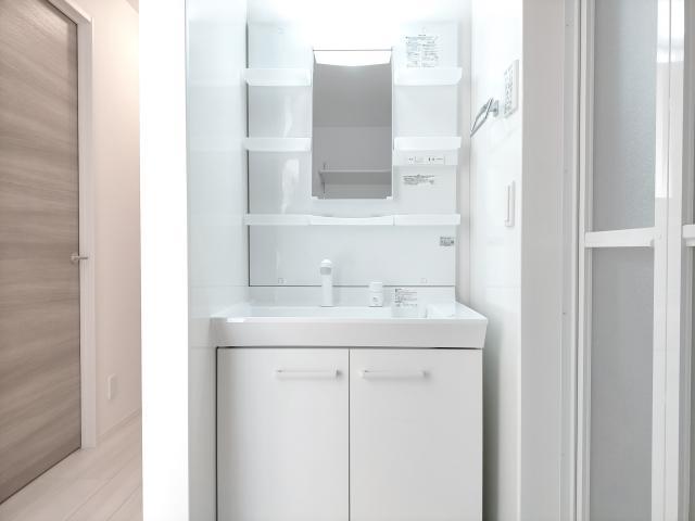 As 5 Melhores Dicas de Como Viver Confortavelmente Em Um Apartamento Sem Um Lavatório Separado 