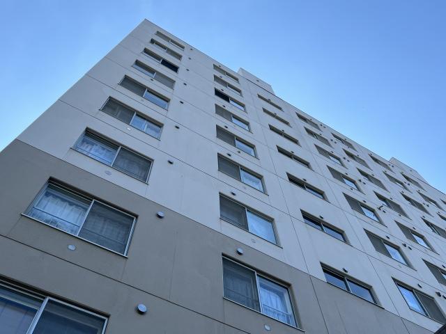 Corner-Unit Apartments in Japan: Pros, Cons, and How They Differ from Middle Units