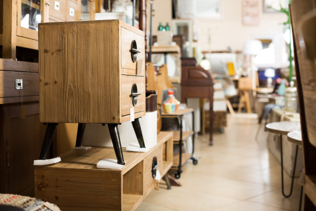 A Beginner’s Guide to Secondhand Shopping for Your Home 