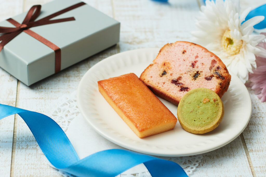 Housewarming Gifts That Are Sure to Please 